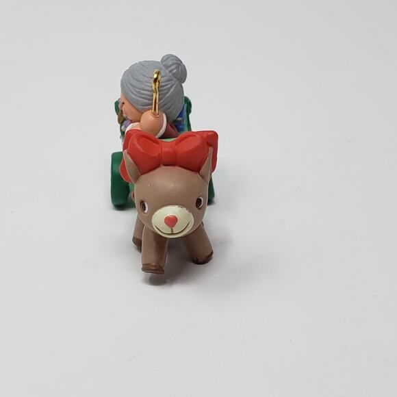 1994 Hallmark Niece Handcrafted Keepsake Holiday Christmas Ornament. - Picture 4 of 8